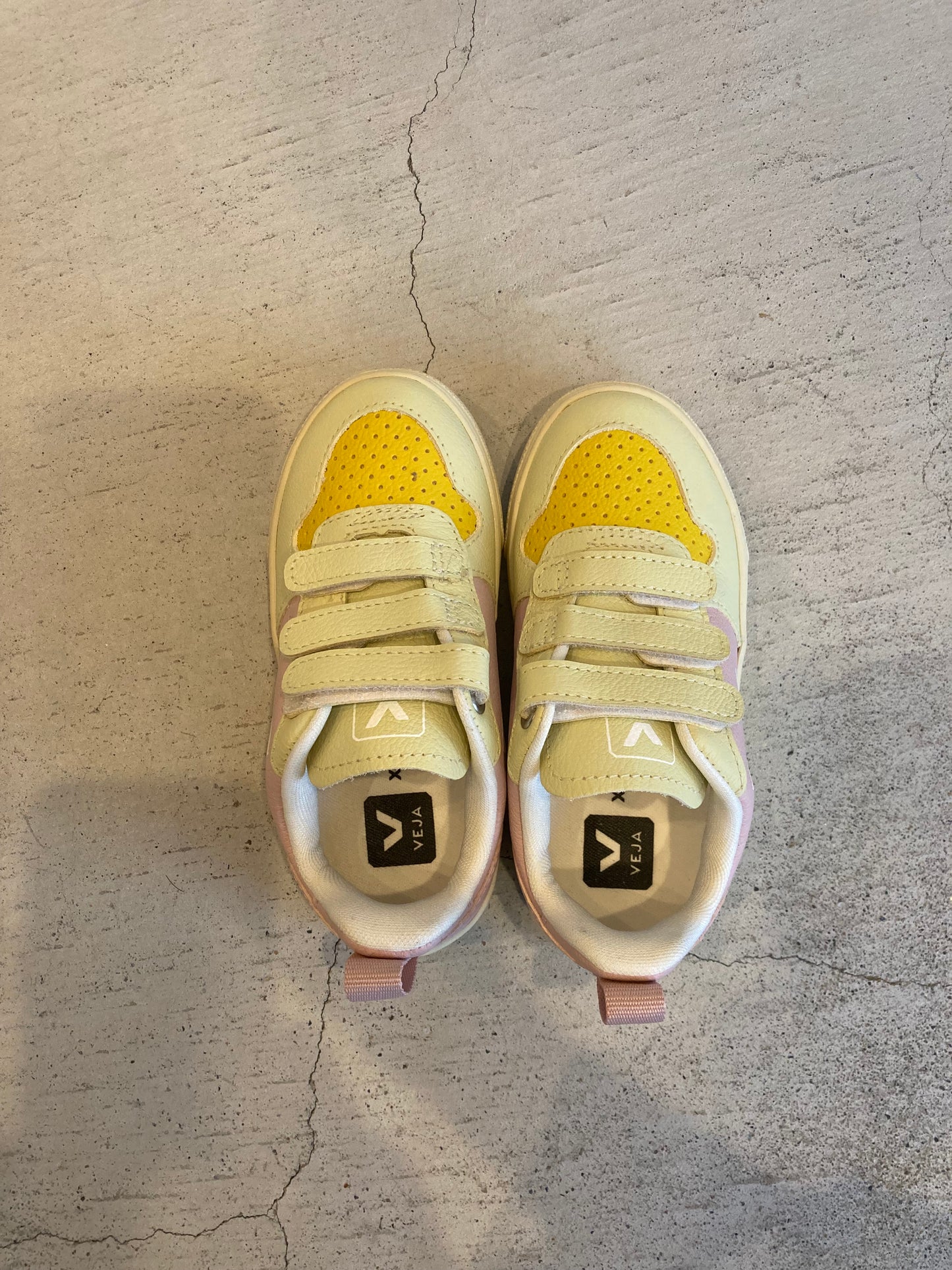 TAO / Veja Soft sneakers + socks