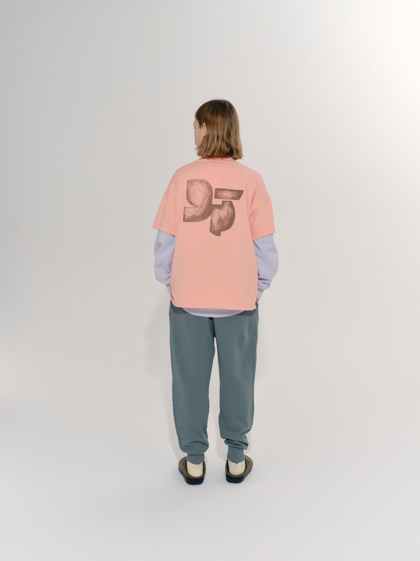 main story / Tee peach bud