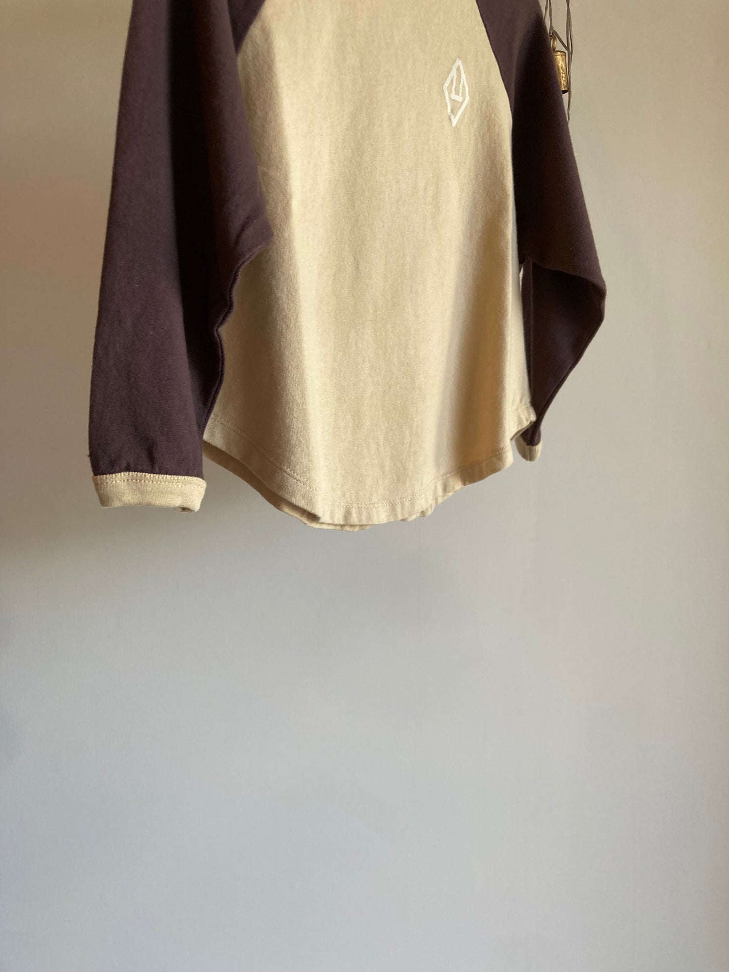 TAO / beige anteater long sleeve T-shirt last 14y ! 50%off !
