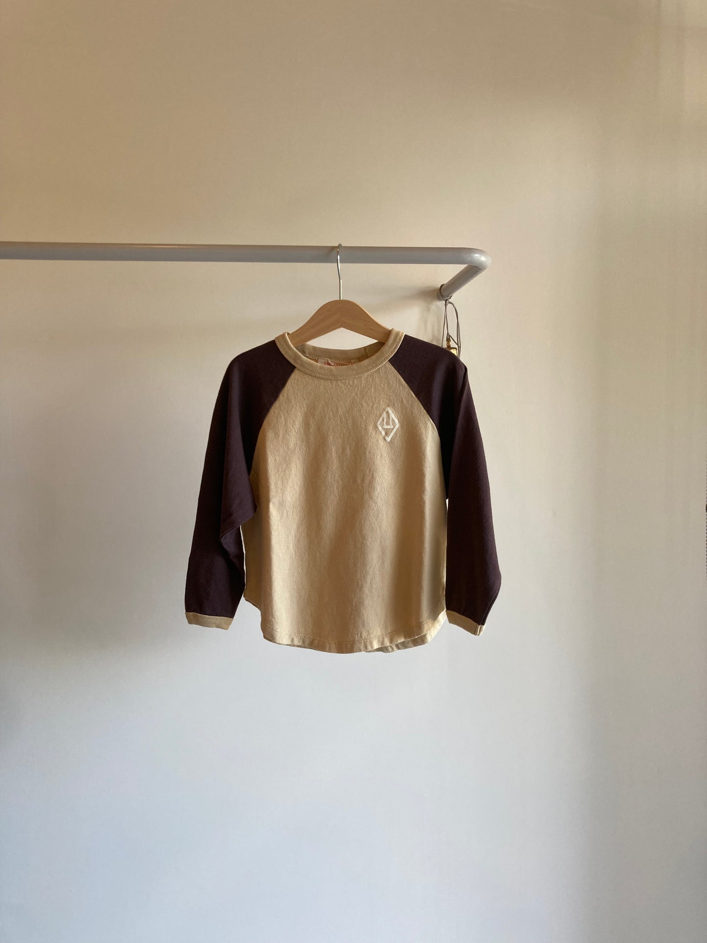 TAO / beige anteater long sleeve T-shirt last 14y ! 50%off !