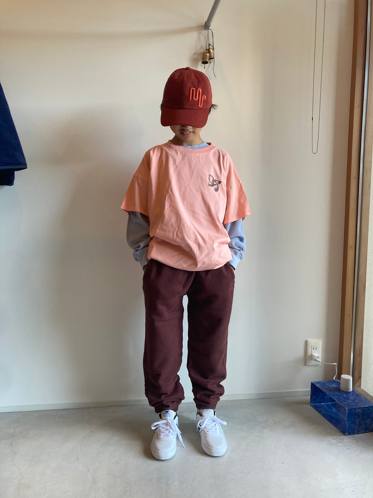 main story / waffle Tee