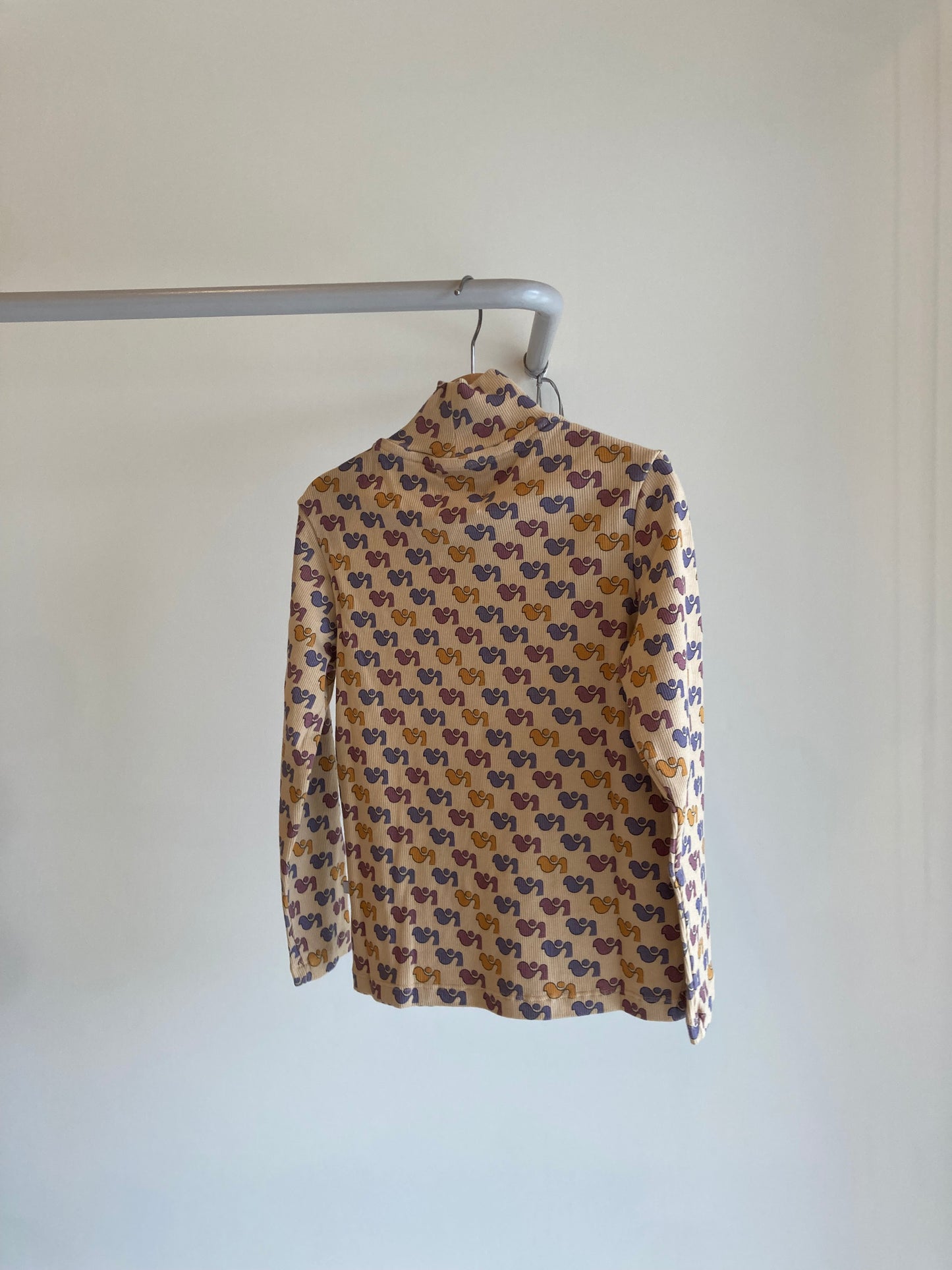 repose ams / turtle neck