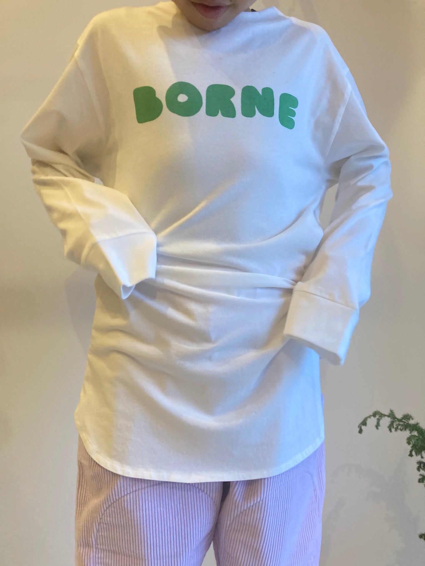 borne / longsleeve oat milk