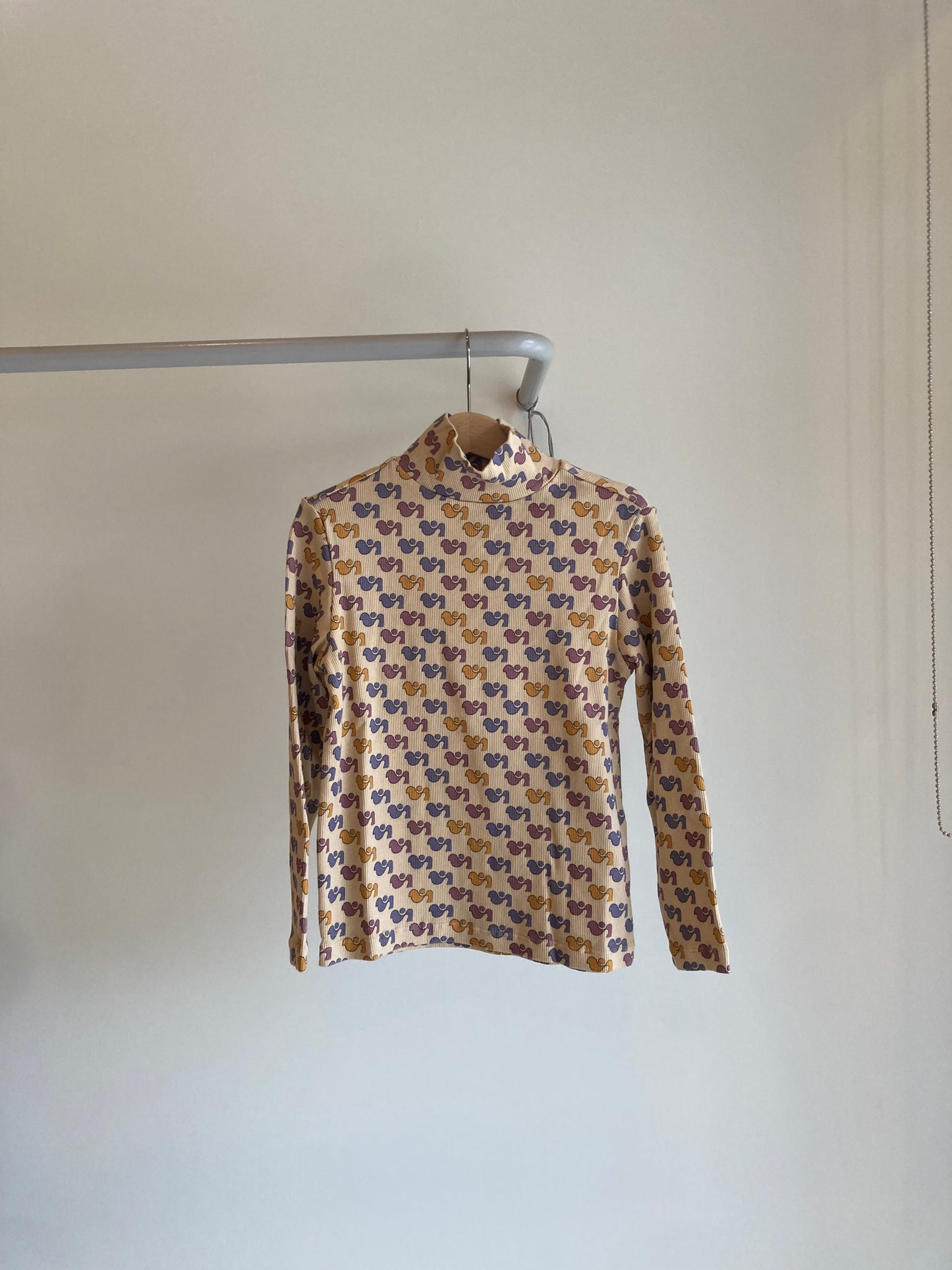 repose ams / turtle neck