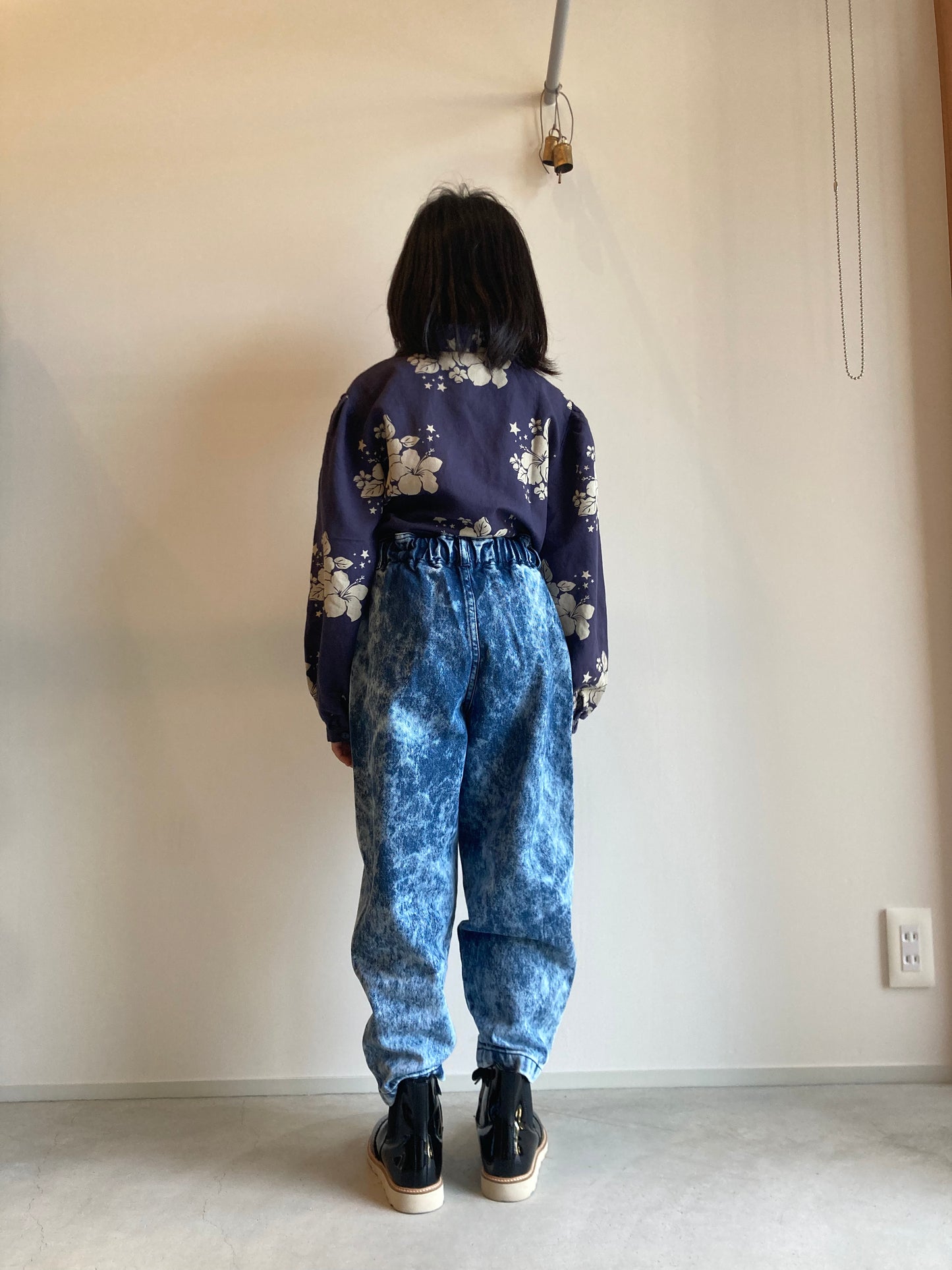 the new society / rene denim pant bleach wash