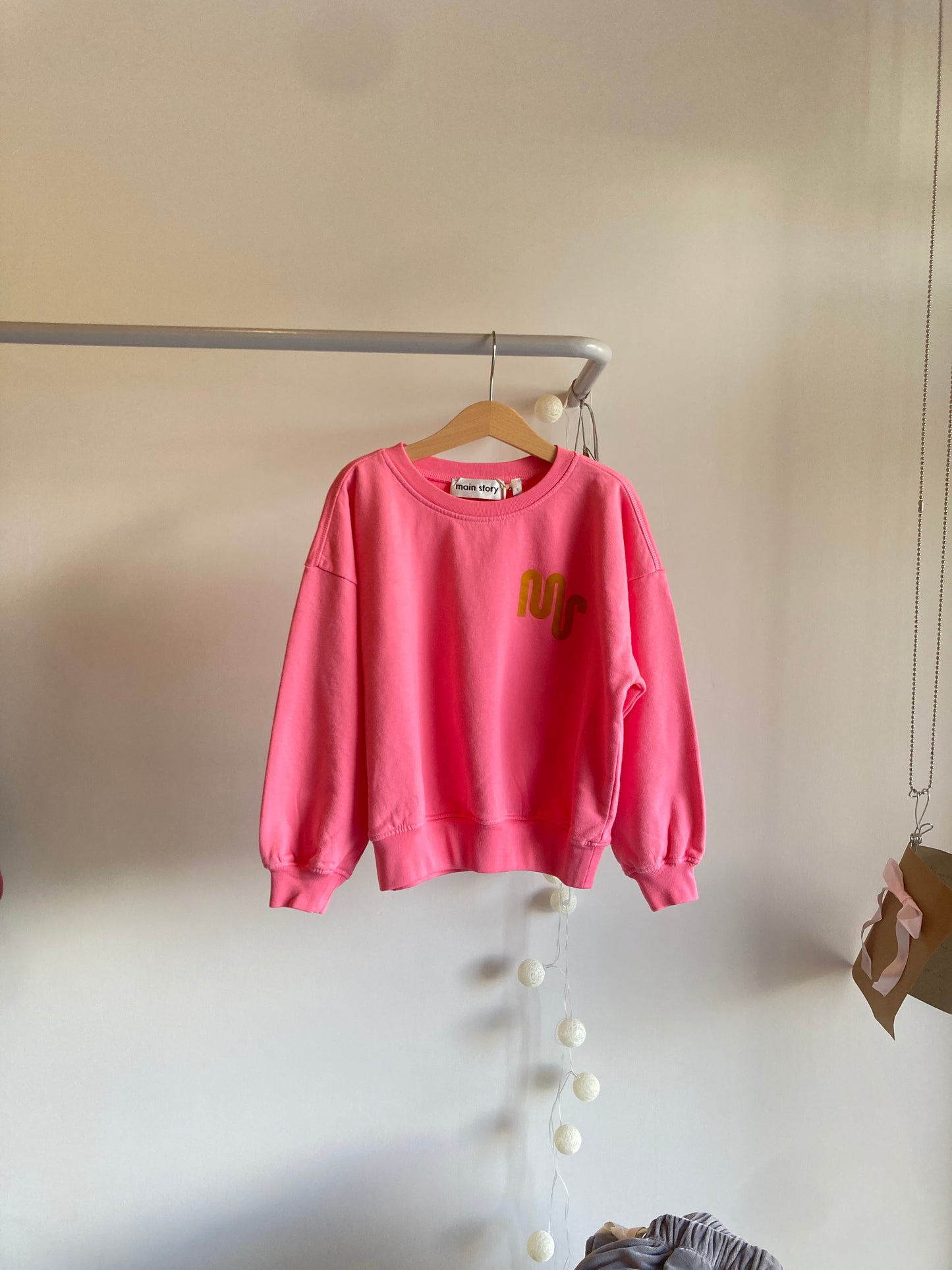 main story / bubble sweatshirt