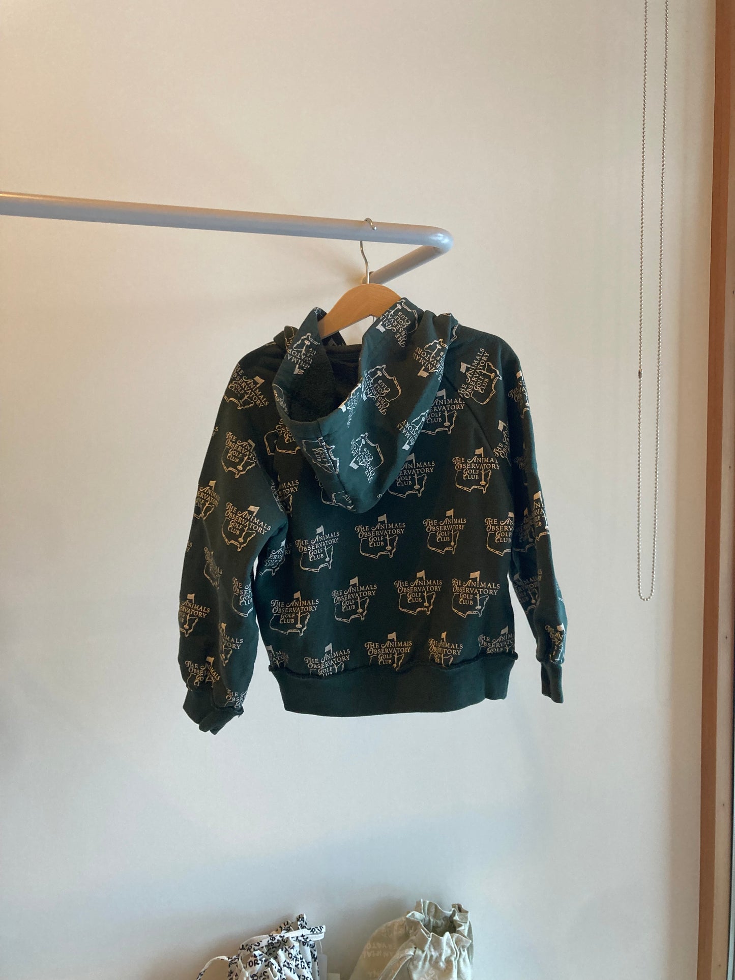 TAO / beaver kid hoodie
