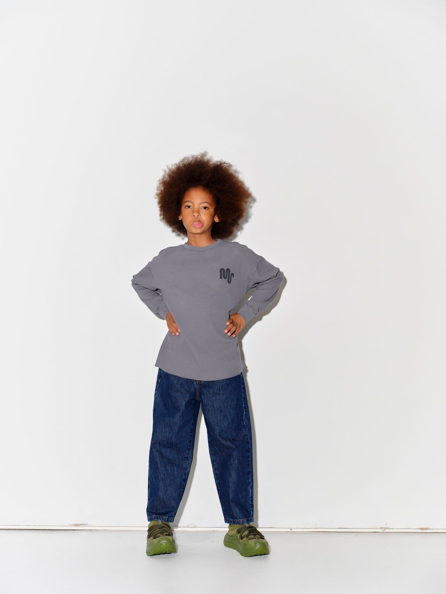 main story / waffle tee