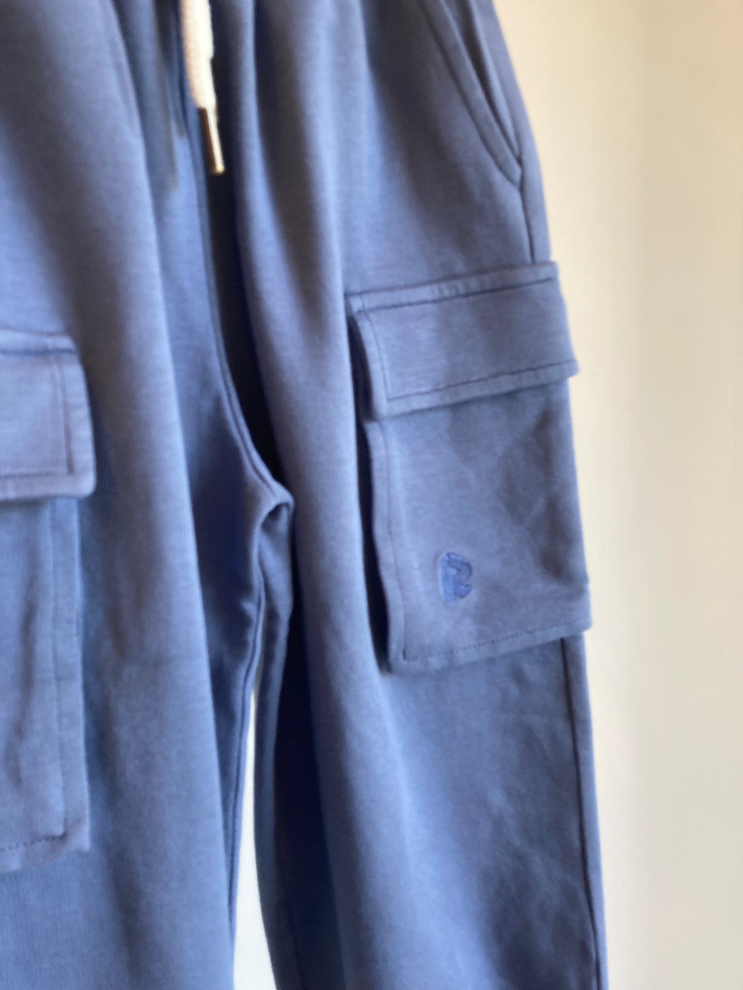 repose ams / cargo sweatpants