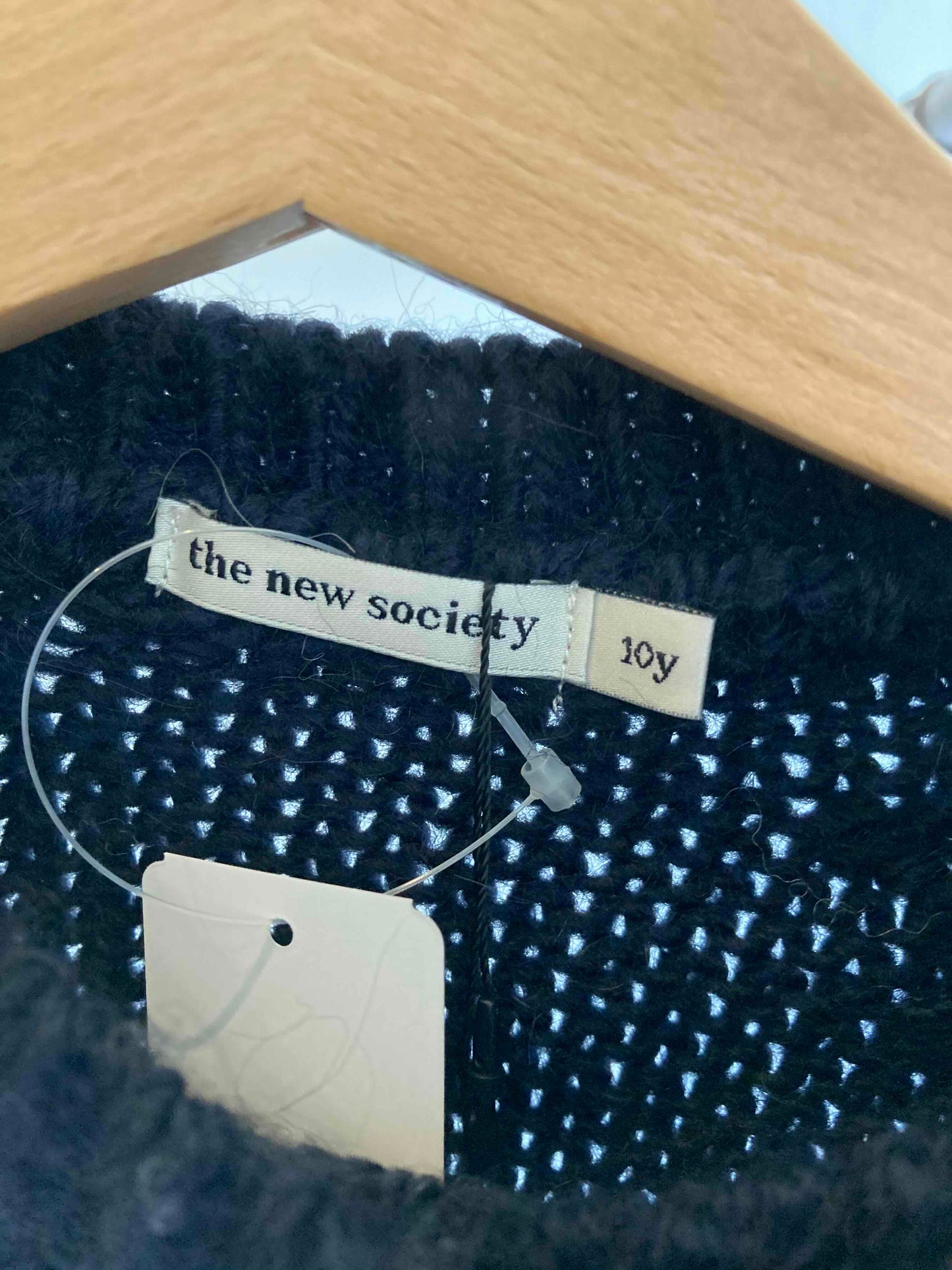 the new society / andy knit sand