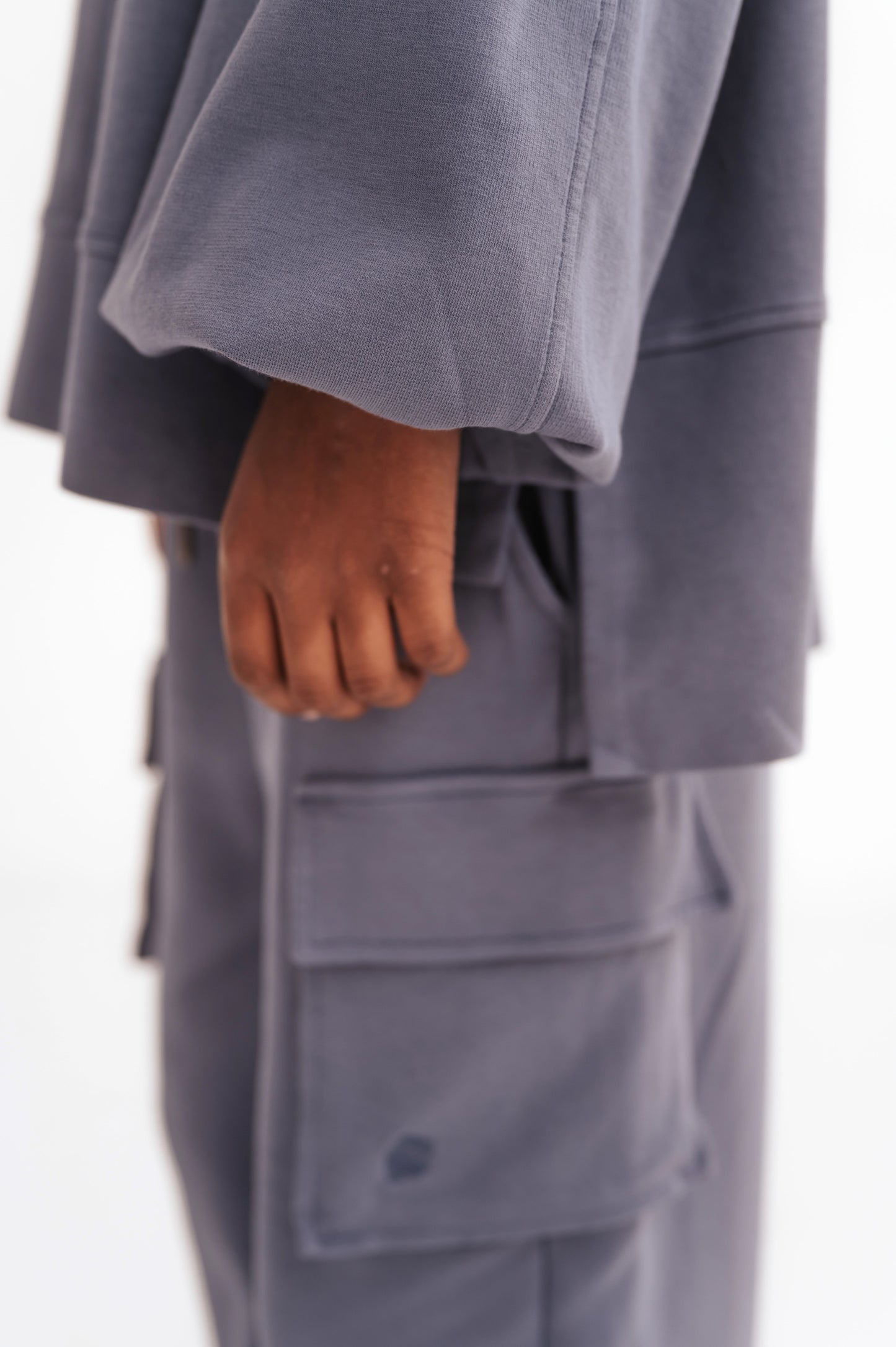 repose ams / cargo sweatpants