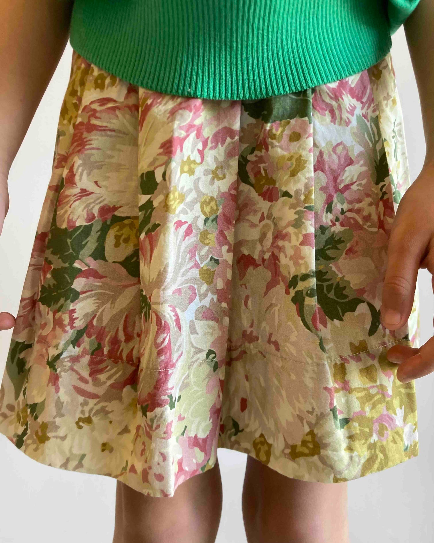 TAO / turkey kids skirt last 4y !