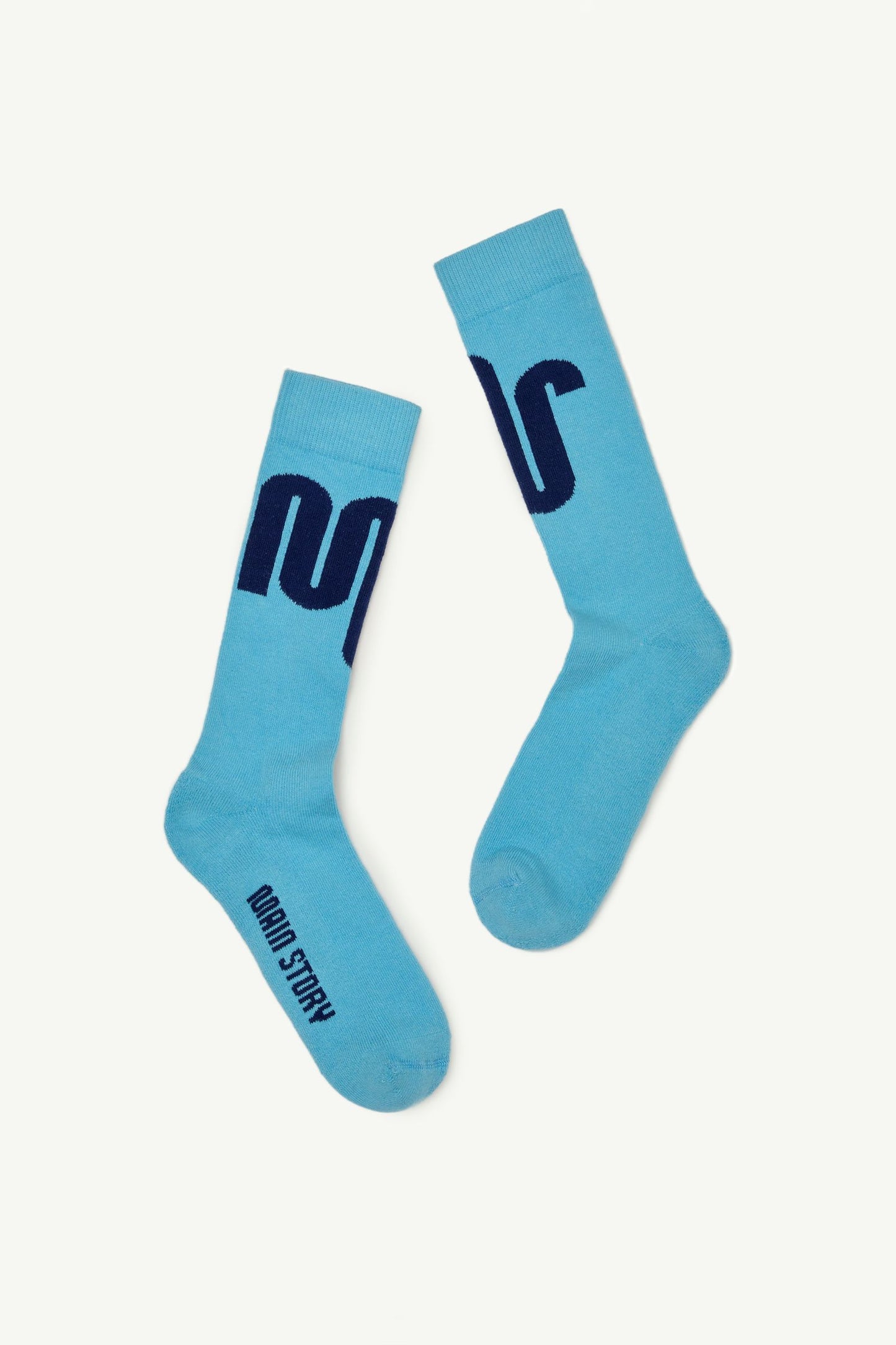main story / sock / aqua