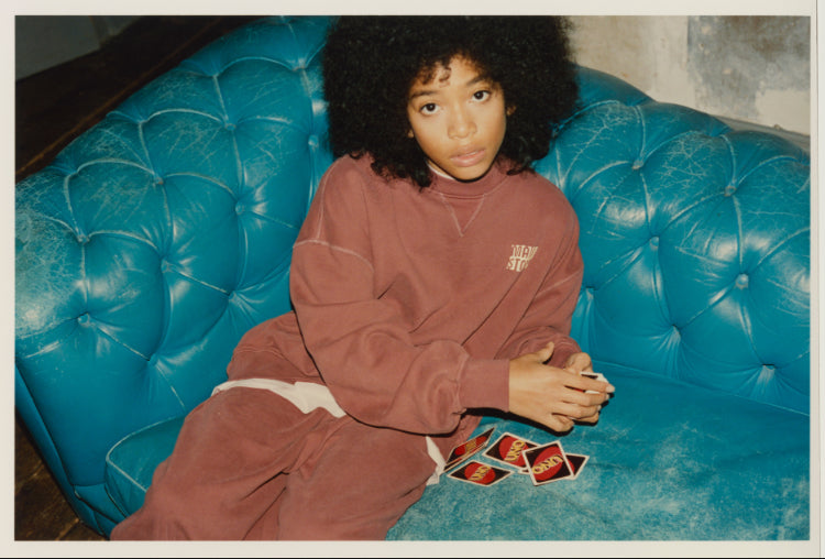 main story / crew sweatshirt